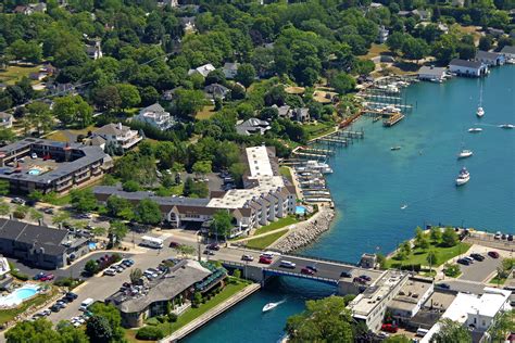 Edgewater Inn & Marina in Charlevoix, MI, United States - Marina Reviews - Phone Number ...