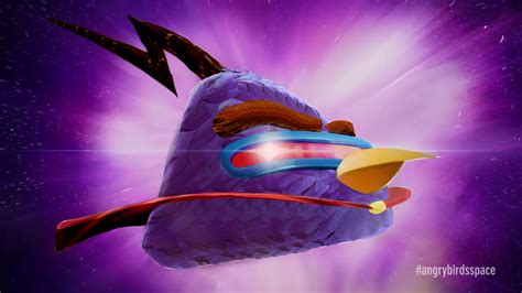 Chuck de Angry Birds Space más realista by Joaquin-Flores on Newgrounds