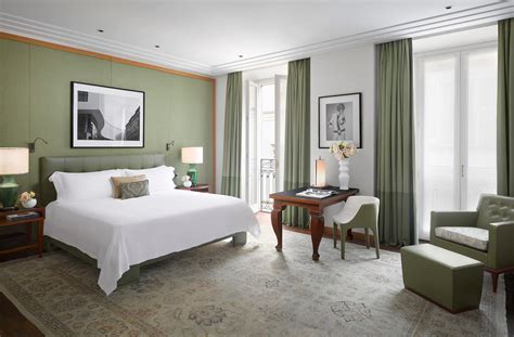 Four Seasons Hotel Milano in Italy - Room Deals, Photos & Reviews