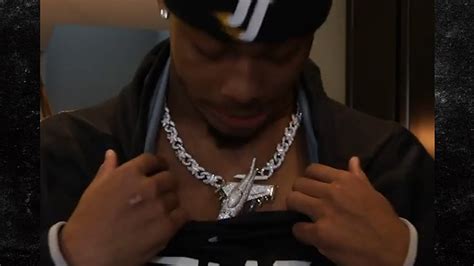 Vikings' Justin Jefferson Cops Insane Diamond Jet Pendant Amid Breakout ...