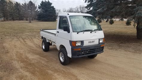 Hijet mini truck. My first truck that i owned. : r/Trucks