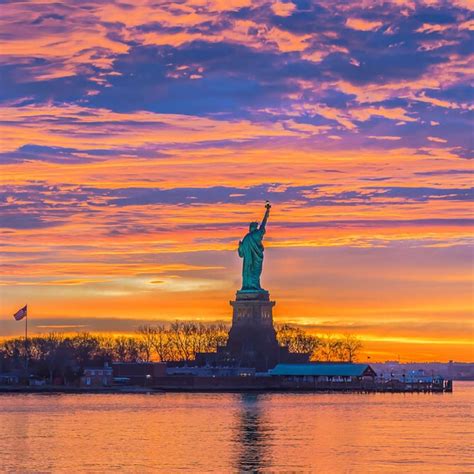 @nyclovesnyc: She woke up like this. Latergram from last Saturday's sensational sunrise over the ...