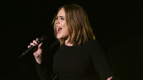 Adele Sings ‘All I Ask’ Beautifully on ‘The Ellen Show’ (Video) | Adele, Ellen DeGeneres, Music ...