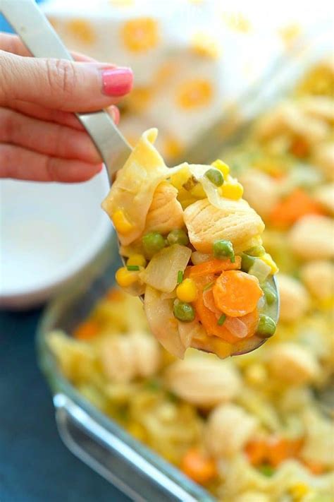 Easy Chicken Pot Pie Casserole · The Typical Mom