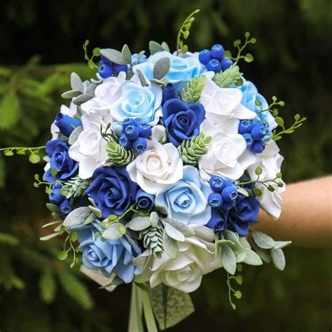 Gemma Lodewyckx: Blue Wedding Flowers August / Wedding Flowers In ...