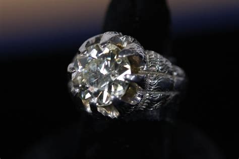 Best Antiques Roadshow Jewelry - Most Expensive Antiques Roadshow Items | Marie Claire