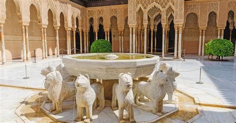 Alhambra & Nasrid Palace: Private Tour with Tickets | GetYourGuide