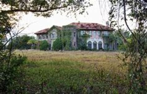 37 Howey Mansion ideas | mansions, abandoned places, abandoned mansions