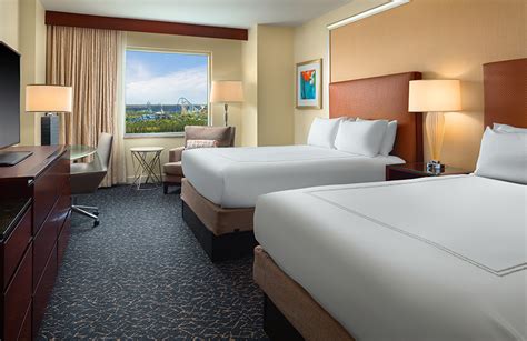 Guest Rooms - The Hilton Orlando