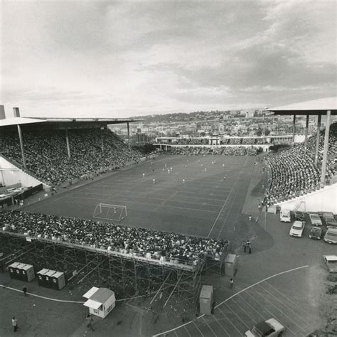 Memorial Stadium, 1975 | Seattle sounders, Seattle, Sounders