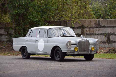 1960 Mercedes-Benz 220SE | Orlando Classic Cars