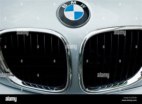 Bmw Car Logo - 34 Bmw M Logo Ideas Bmw Bmw M Logo M Logos : Bmw pays ...