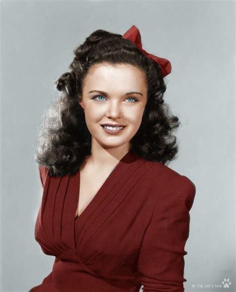 Actress Gloria Jean circa 1941. Colourised. [615 x 760] | Actresses ...