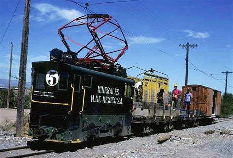 transpress nz: Mexican narrow gauge electric mining locomotive