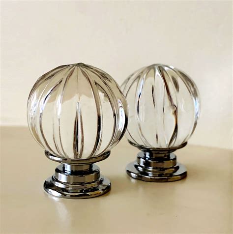 Clear Glass Smooth Ribbed 1" Cabinet Knobs Furniture Drawer Pulls – Dwyer Home Collection