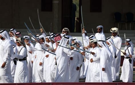 Traditional Bedouin Dance In Doha, Qatar Editorial Photography - Image: 39373592