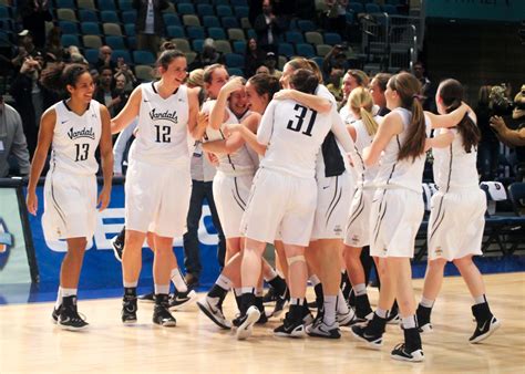 Idaho women's basketball: Vandals dig deep to win Big Sky tournament title over Idaho State ...