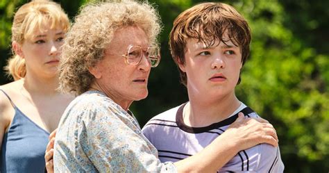 Review: Hillbilly Elegy, starring Amy Adams and Glenn Close