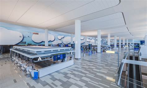 New Terminal B Arrivals and Departures Hall opens at LaGuardia Airport