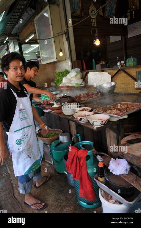 jj market, food section, bangkok Stock Photo - Alamy