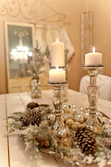 28 Best DIY Christmas Centerpieces (Ideas and Designs) for 2020