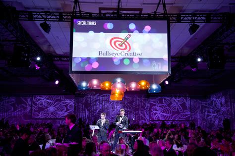 Fred Hutch Holiday Gala 2016 – Bullseye Creative