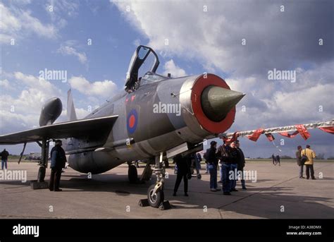 RAF LIGHTNING 1960's JET FIGHTER INTERCEPTOR Stock Photo - Alamy