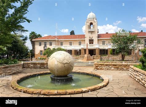 Old Town Hall and fountain, HF Verwoerd Street, Heidelberg, Gauteng Province, Republic of South ...