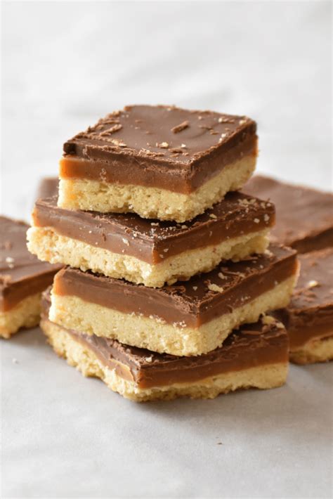 24 Traditional British Desserts - Insanely Good