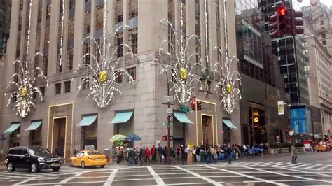 Tiffany's Store Front - New York | Travel usa, Usa cities, Travel inspiration