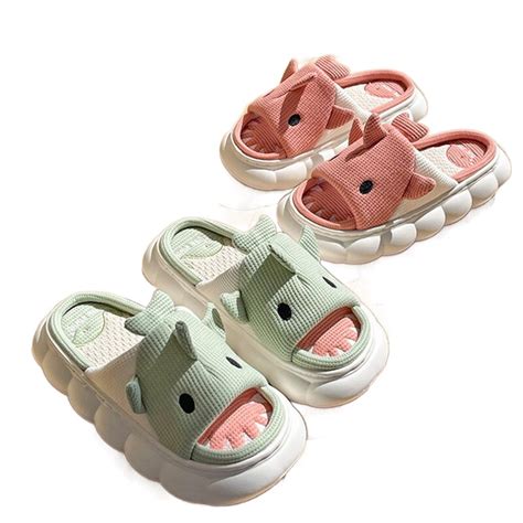 NEWln stock Cyprus 2022 Women Cute Linen Shark Platform Slippers Men Summer Home Indoor Outdoor ...