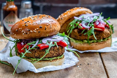 Easy Veggie Burger Recipe (Vegan & Healthy) - Blondelish.com