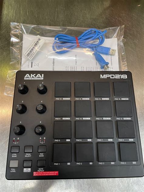 AKAI Professional MPD218 Drumpad Controller, Hobbies & Toys, Music ...