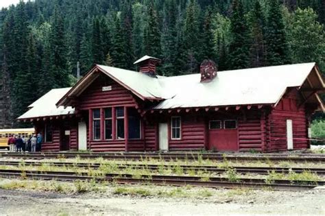 Old Canadian Train Stations, British columbia and the Territories