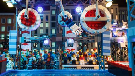 American Ninja Warrior‘s New Obstacle Gets a LEGO Preview (VIDEO) – TV Insider