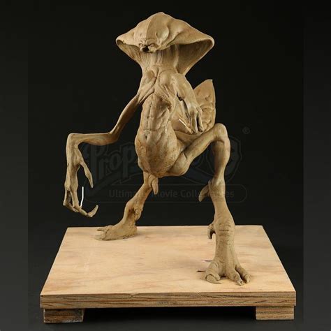 MEN IN BLACK (1997) - Edgar Bug Maquette - Current price: $550