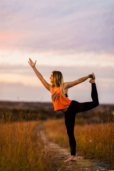 outdoor-yoga-poses_016 | La Brisa Photography - Award Winning Oro Valley Photographer - Wedding ...