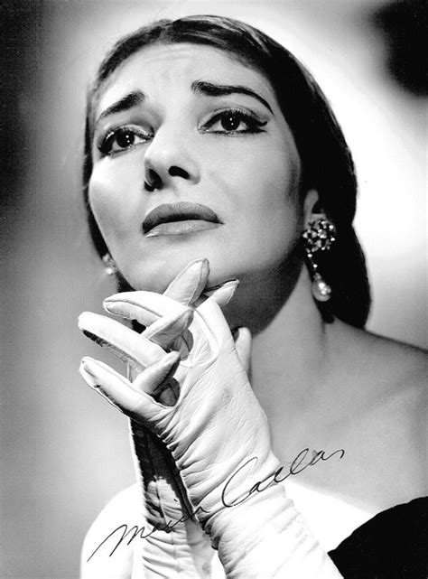 Opera diva Maria Callas as Violetta in La Traviata, 1958 | Maria callas, Opera singers, Singer