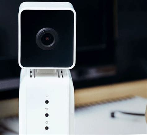 First-Look Preview of the AWS DeepLens: Deep Learning Video Camera