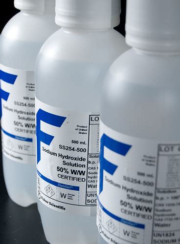 NaOH | Three bottles of a sodium hydroxide solution. Taken f… | Flickr