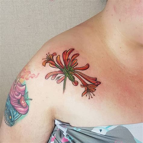 25+ Honeysuckle Tattoo Color - ProbjodEsam