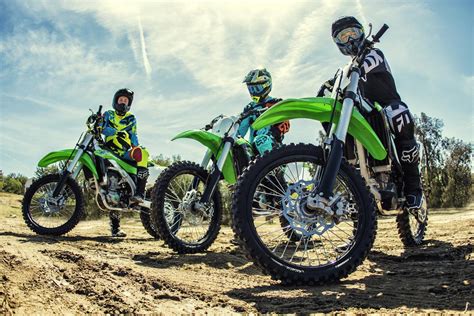 KAWASAKI KX250F (2016-2017) Specs, Performance & Photos - autoevolution