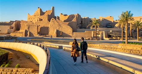 Da Riyadh: Tour panoramico di Diriyah con trasferimento | GetYourGuide