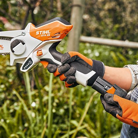 GTA 26 Cordless Garden Pruner – STIHL