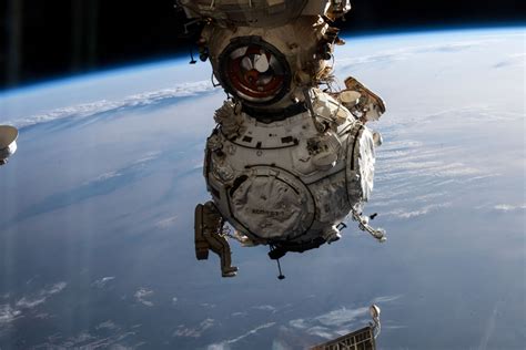 Expedition 66 begins 2022 aboard the International Space Station ...