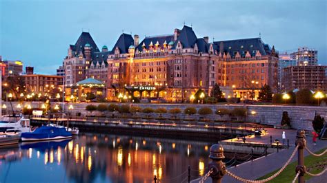 Victoria's Hotel Grand Pacific, Empress Hotel close due to COVID-19; hundreds laid off | CTV News