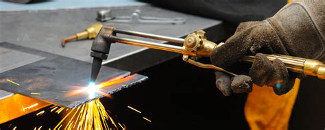 Best Cutting Torch - The Ultimate Guide for Welders - 2022