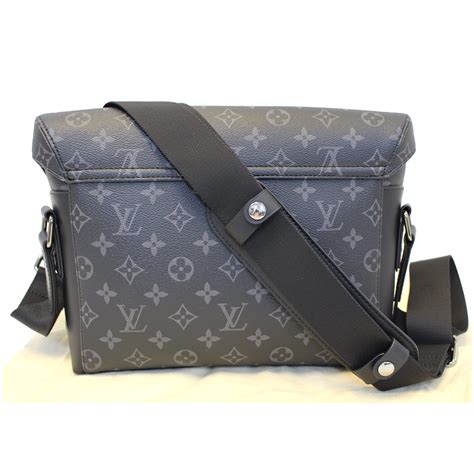 Louis Vuitton Black Crossbody Messenger Bag | semashow.com