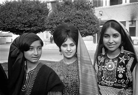 21 Incredibly Beautiful Photos Of Afghanistan In The Mid-20th Century | Afghanistan culture ...