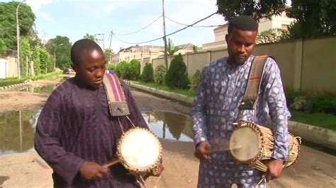 Nigeria Music: Traditional Drums speak to each other - YouTube